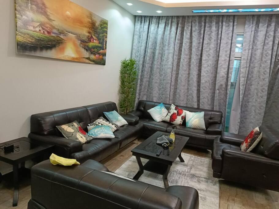 Luxury Two Bedroom شقة فخمة وكبيرة غرفتين عجمان المظهر الخارجي الصورة