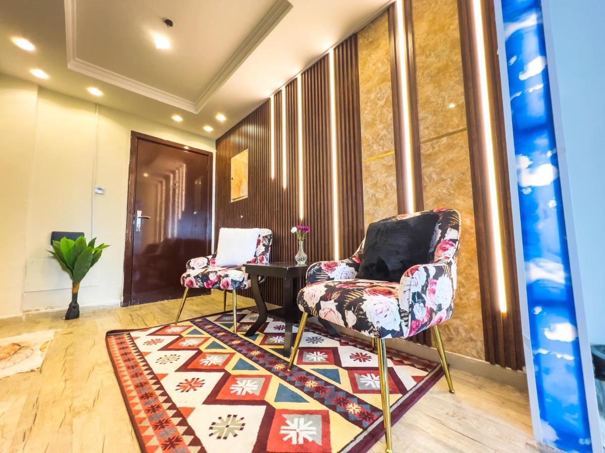 Luxury Two Bedroom شقة فخمة وكبيرة غرفتين عجمان المظهر الخارجي الصورة